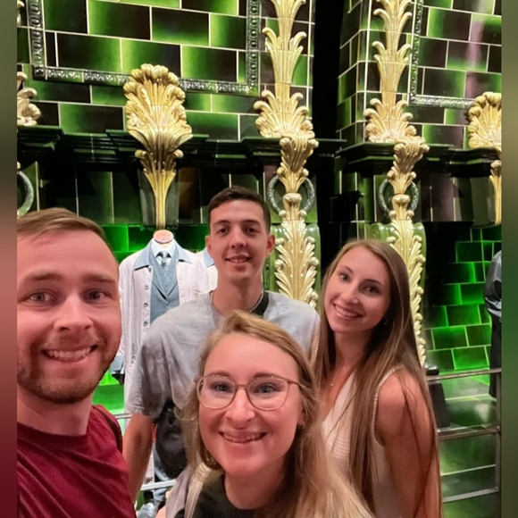 Meet your seller - Picture 11 of 12